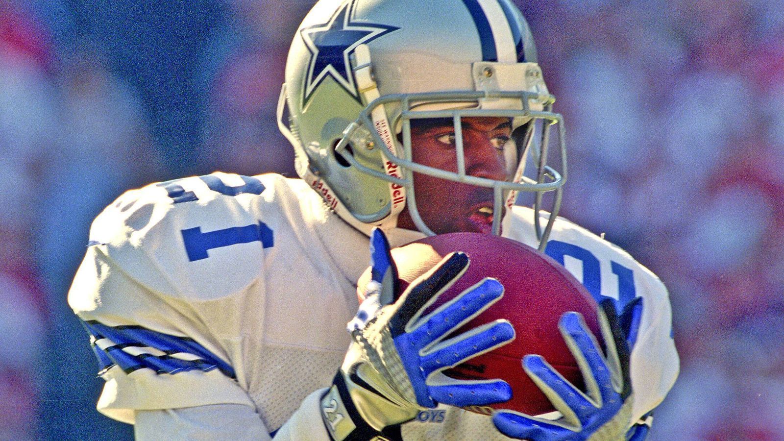 
                <strong>Deion Sanders</strong><br>
                Aktiv: 1989 - 2005Position: CornerbackTeams: Atlanta Falcons, San Francisco 49ers, Dallas Cowboys, Washington Redskins, Baltimore RavensErfolge: 2x Super Bowl-Sieger, 8x Pro Bowl, 1x Defensive Player of the Year
              