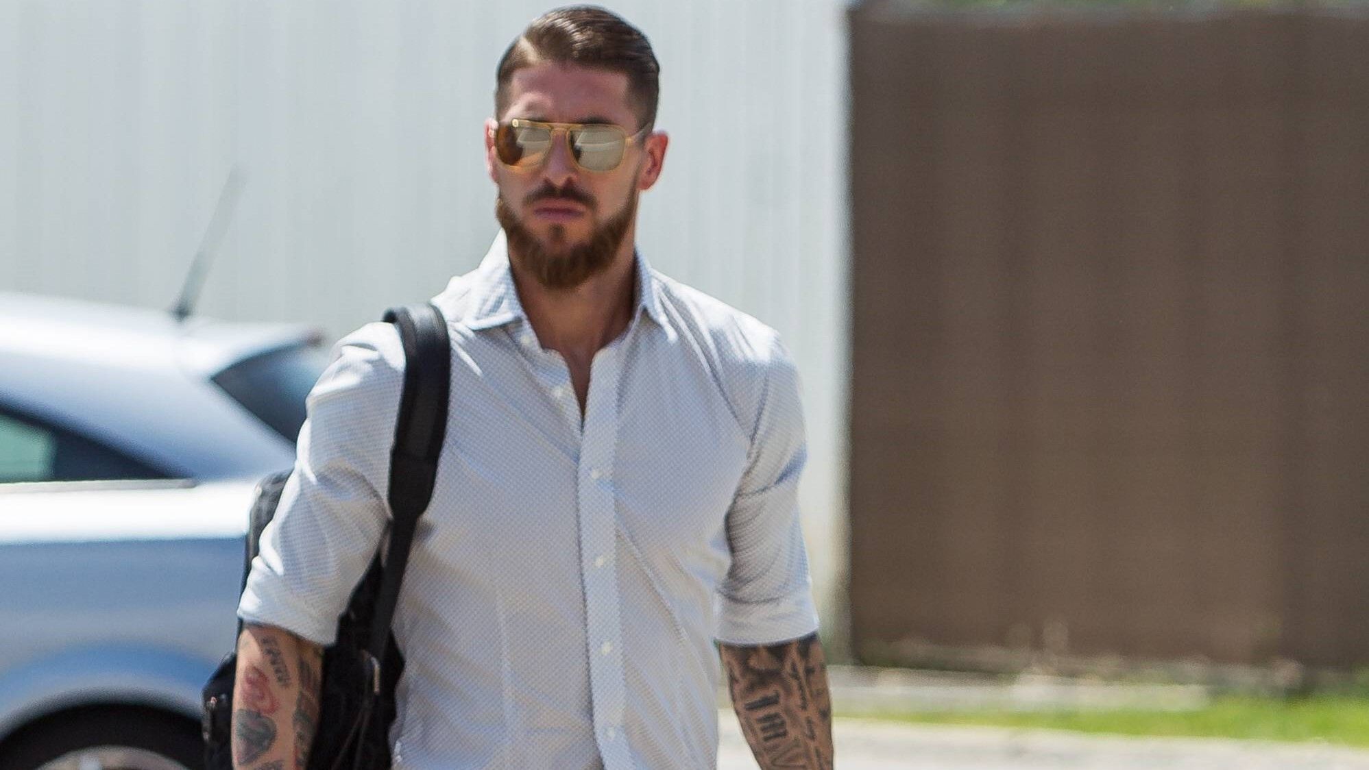 
                <strong>Sergio Ramos im Wandel</strong><br>
                Ein Mann mit der Ausstrahlung und Bestimmtheit eines Sicarios der Narcos: Tattoos zieren die Arme des Verteidiger.
              