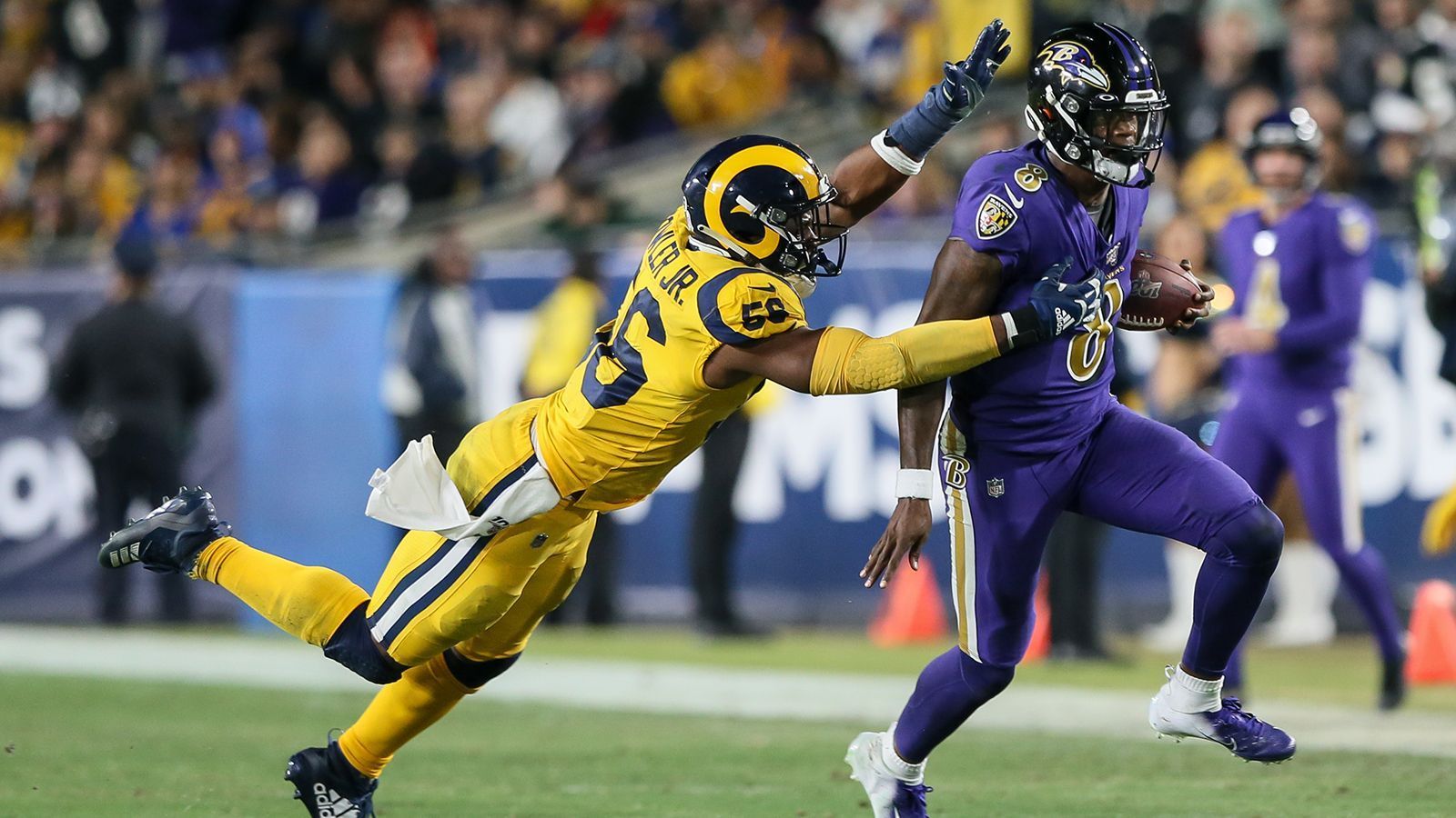 
                <strong>Los Angeles Rams at Baltimore Ravens (Week 17)</strong><br>
                Der Zweite der NFC West ist am 17. Spieltag beim Zweiten der AFC North zu Gast. Die Bilanz: fünf Siege der Ravens, zwei Siege der Rams. Das letzte Aufeinandertreffen: 25. November 2019 (45:6 für Baltimore).
              