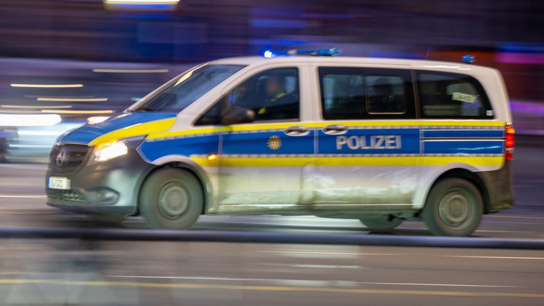In Niederbayern kam es zu einem Polizeigroßeinsatz.