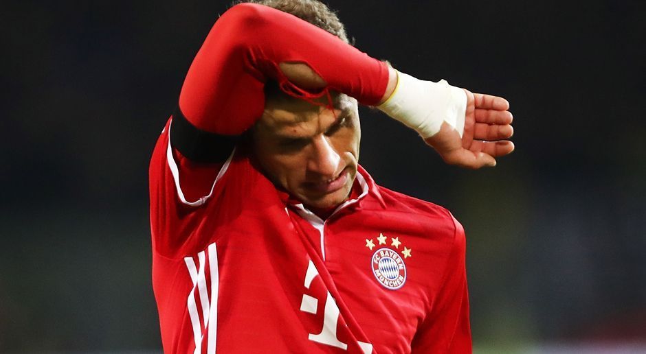 
                <strong>Thomas Müller</strong><br>
                Thomas Müller: Der Nationalspieler kommt in der 73. Minute für Sanches, kann seinen Torfluch aber nicht brechen. Einen Kopfball setzt er völlig frei in die Arme des gegnerischen Keepers. ran-Note: 3-
              