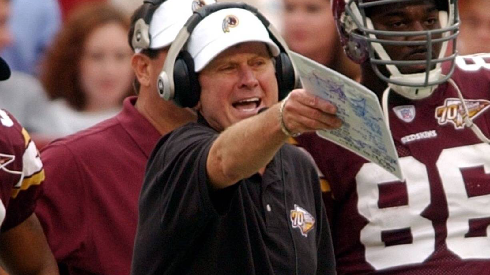 
                <strong>Steve Spurrier </strong><br>
                2001 von Florida zu den Washington Commanders: 12-20 (.375 Winning Percentage).
              