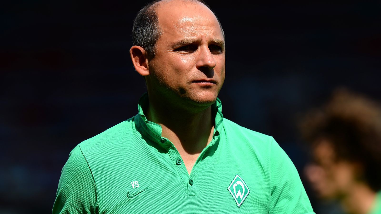 
                <strong>2016/17: Viktor Skripnik (SV Werder Bremen)</strong><br>
                Nach dem 3. Spieltag -Datum: 18.09.2016 -Tabellenplatz: 18 -Nachfolger: Alexander Nouri
              