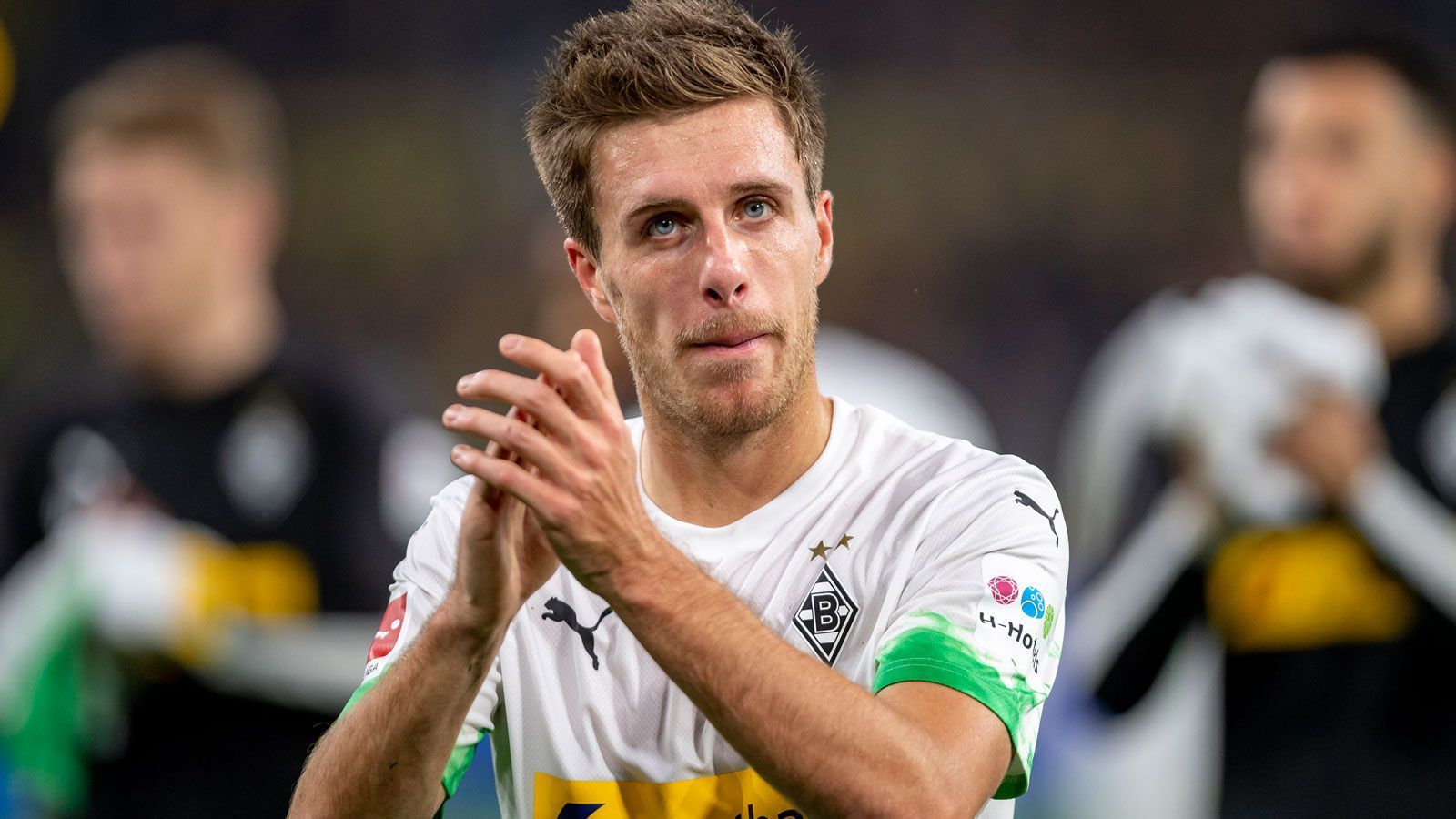 
                <strong>Patrick Hermann (Borussia Mönchengladbach)</strong><br>
                Hermann wird in der 82. Minute eingewechselt, nimmt allerdings keinen großen Einfluss auf das Spiel. ran-Note: Ohne Bewertung
              
