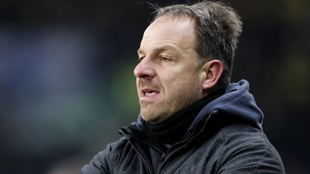 
                <strong>Alexander Zorniger (2012)</strong><br>
                War 2012 der Beste seines Jahrgangs. Ist inzwischen in Dänemark bei Bröndby IF gelandet. Und erfolgreich.
              