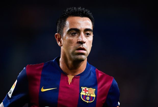 
                <strong>Mittelfeld: Xavi (Spanien)</strong><br>
                "Ein Großteil des Erfolges von Barcelona fußte darauf, wie intelligent er die Geschwindigkeit des Spiels kontrollierte", kommentiert Zanetti seinen alten Champions-League Kontrahenten und wählt den Spanier Xavi in seine Top-Mannschaft.  
              