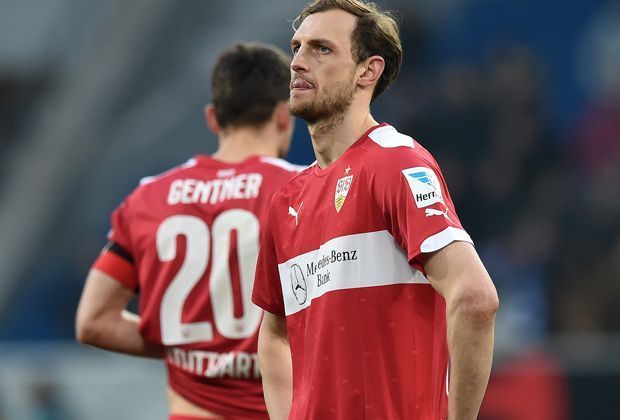 
                <strong>Historisch schlechter VfB</strong><br>
                Der VfB Stuttgart hat nach 21 Spieltagen nur 18 Punkte auf dem Konto – so wenige waren es zu diesem Zeitpunkt noch nie in der Bundesliga-Historie der Schwaben. Am Samstag gab's mit dem Last-Minute-Gegentor zum 1:2 in Hoffenheim den nächsten Nackenschlag.
              