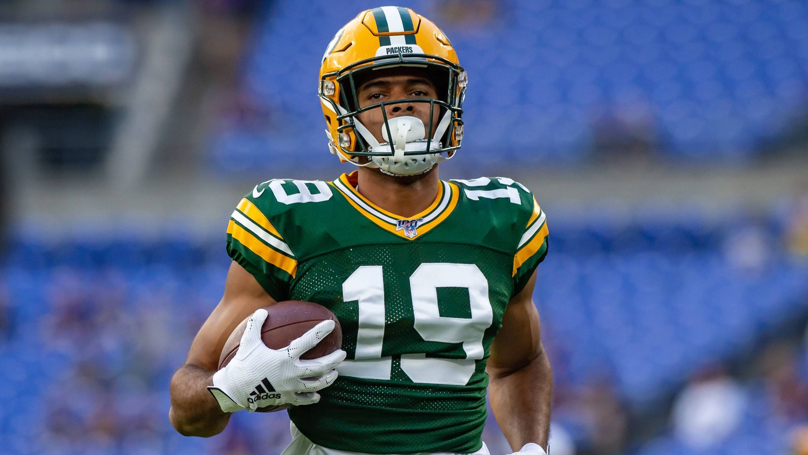 
                <strong>Equanimeous St. Brown (Green Bay Packers) - Gesamtrating: 67</strong><br>
                Es regnet bei Wide Receiver Equanimeous St. Brown nur so die 90er-Wertungen und das ist auch nur verdient. Mit Schnelligkeit (90) und Beschleunigung (92) reißt der junge Receiver seine Wertung nach oben. Davante Adams steckt "EQ" mit seinen 92 zwar in die Tasche, das deutsche Talent übertrifft den Nummer-1-Receiver aber in fast allen Schnelligkeitskategorien. Der 23-Jährige arbeitet sich nach oben, auch in der virtuellen Welt und hofft nach einer verletzungsbedingt verpassten Saison bei den Green Bay Packers auf den Durchbruch auf dem Feld.
              