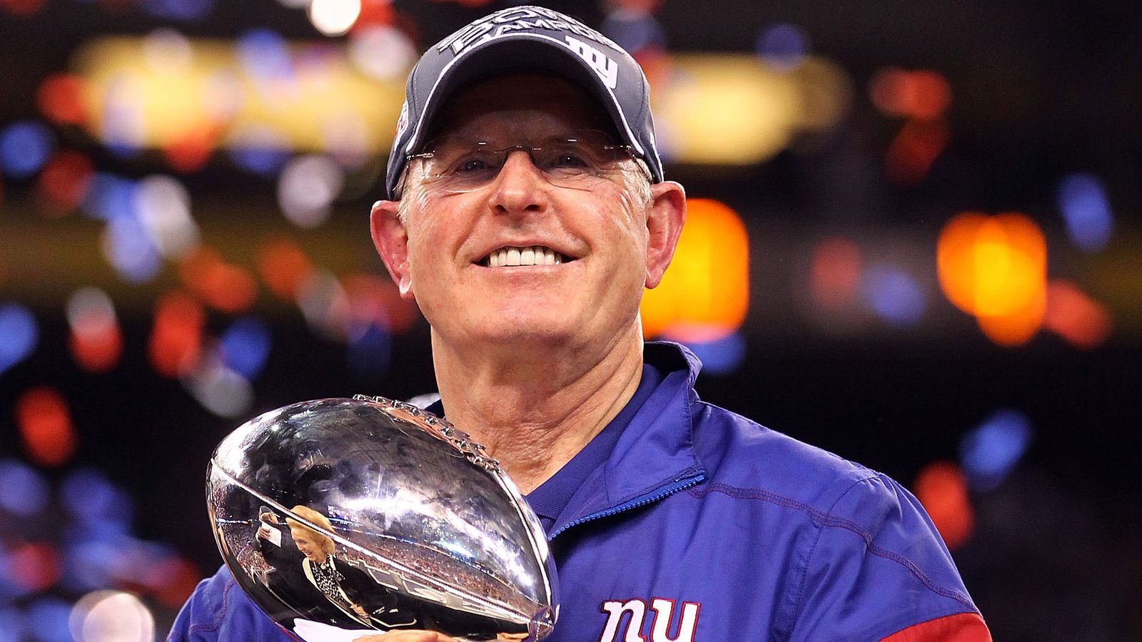 <b>Tom Coughlin<br></b>Auch er gewann zwei Mal den Super Bowl, wurde 2015 aber von den New York Giants vor die Tür gesetzt. Mit einer 6-10-Bilanz enttäuschte das Team zu sehr. Doch seit Coughlin wurde es nicht besser. Ben McAdoo, Steve Spagnuolo, Pat Shurmur, Joe Judge und Brian Daboll waren seine Nachfolger. Letzterer überzeugte zumindest eine Saison lang und wurde 2022 Coach of the Year.