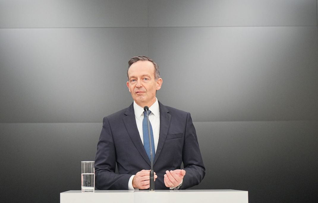 Der Bundesminister für Verkehr und Digitales, Volker Wissing, nimmt an einem Pressestatement nach dem Bruch der Ampel-Koalition teil.