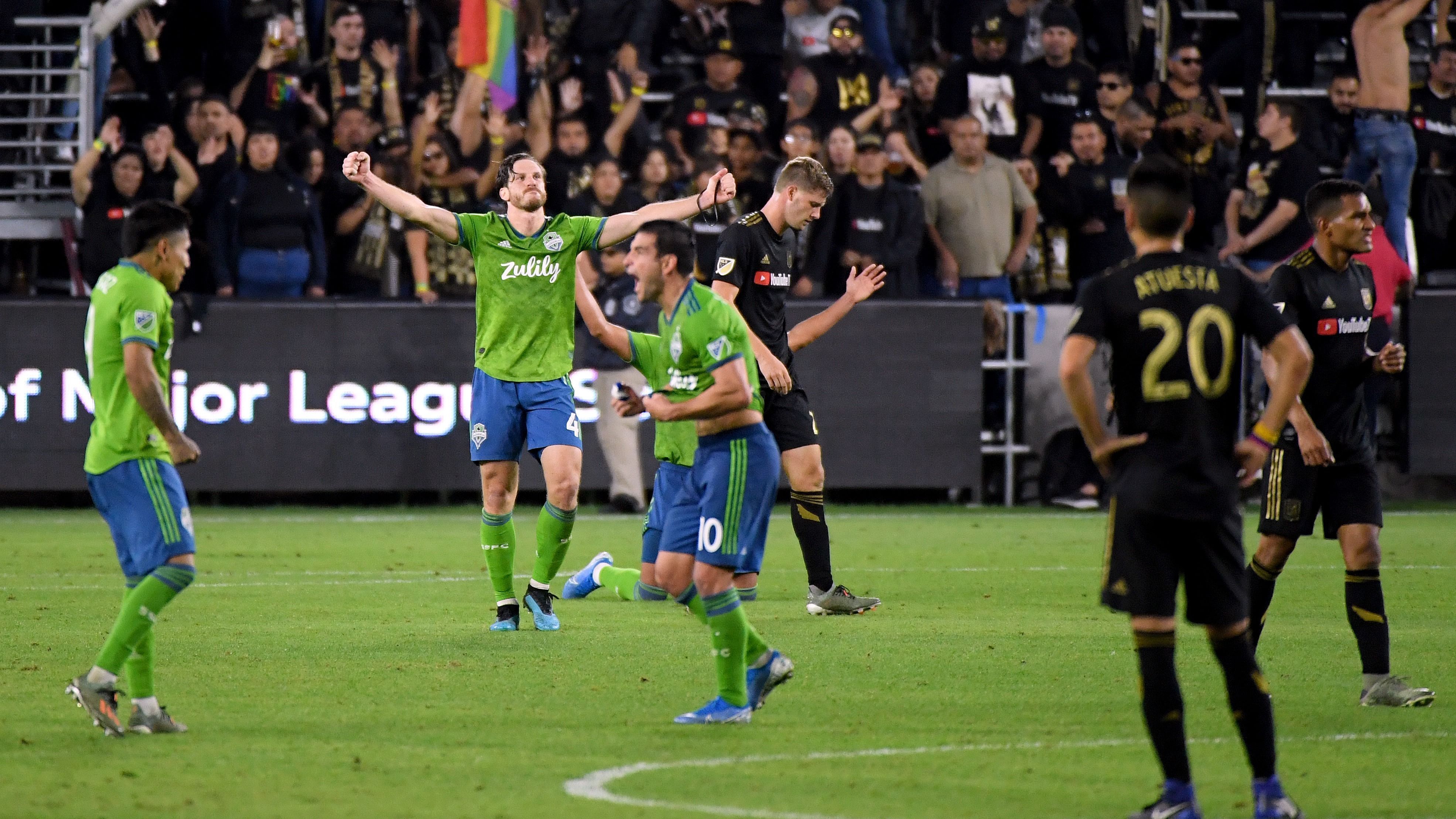 
                <strong>Sieger der Western Conference</strong><br>
                Im Finale der Western Conference bahnten sich die Seattle Sounders mit einem 3:1 gegen den an Nummer eins gesetzten Los Angeles FC den Weg ins Finale. Die Sounders rücken in ihr drittes MLS-Cup-Finale in der Geschichte des Klubs vor.
              