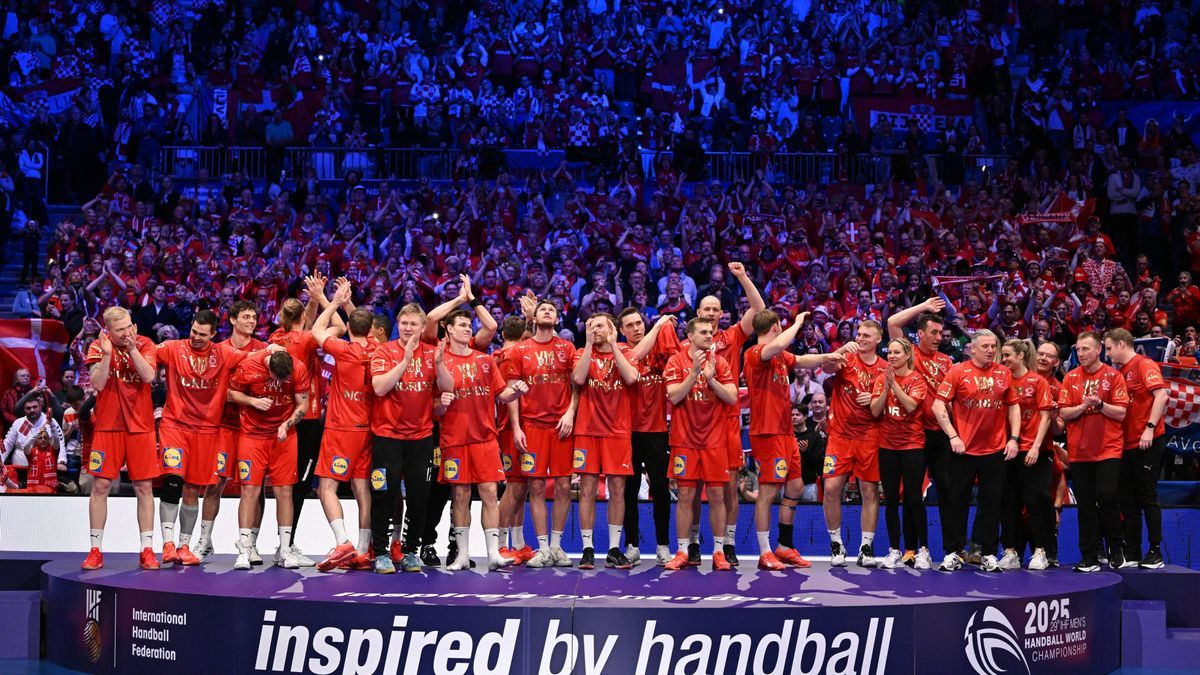 Oslo, Norway, 020225. Unity Arena. Croatia won the silver medal at the 2025 World Handball Championship. In the photo: Denmark won the gold medal. Photo: Ante Cizmic CROPIX Copyright: xxAntexCizmic...