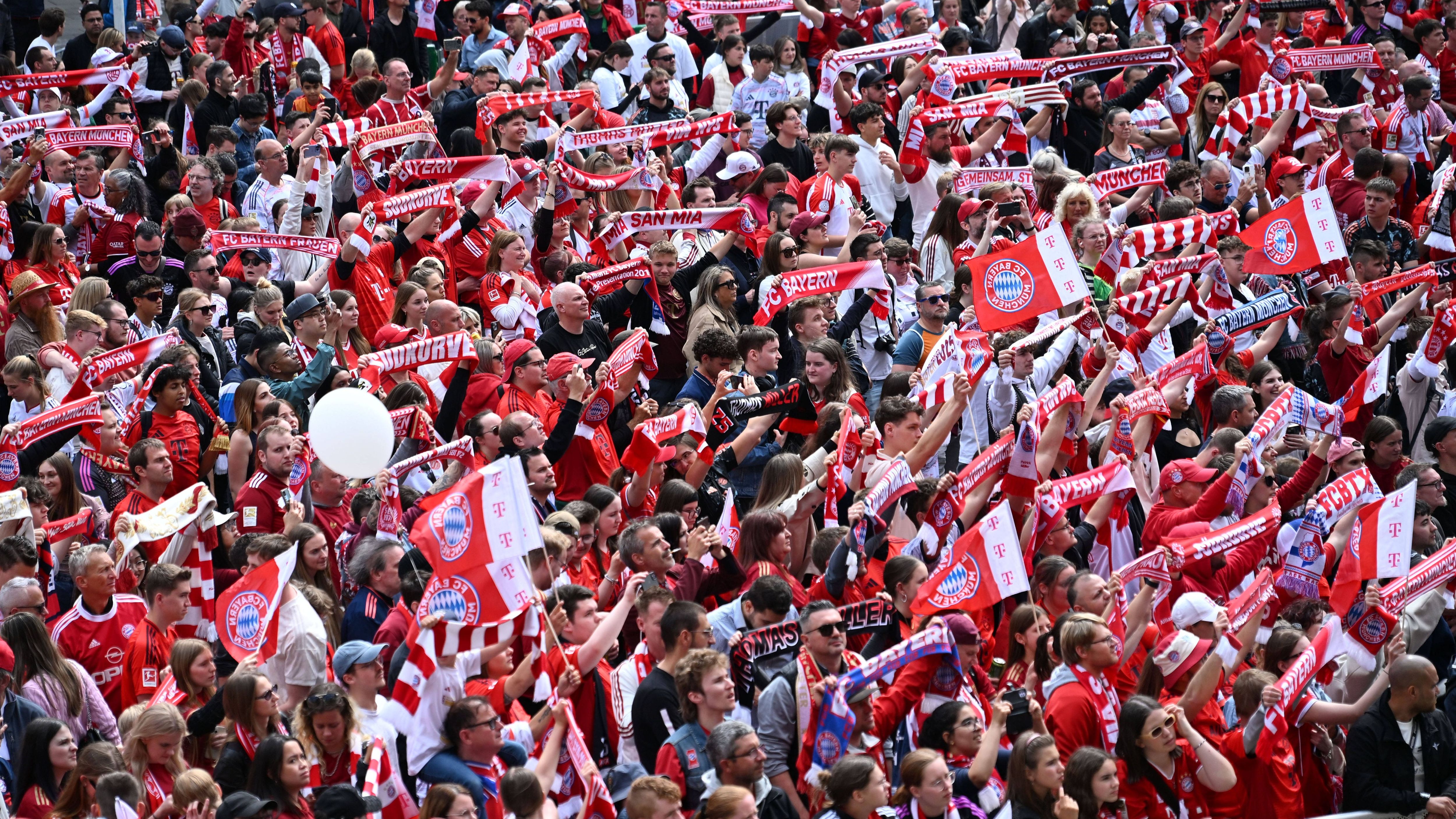 <strong>2049 FC Bayern München</strong> <br>Wieder nicht zu schlagen