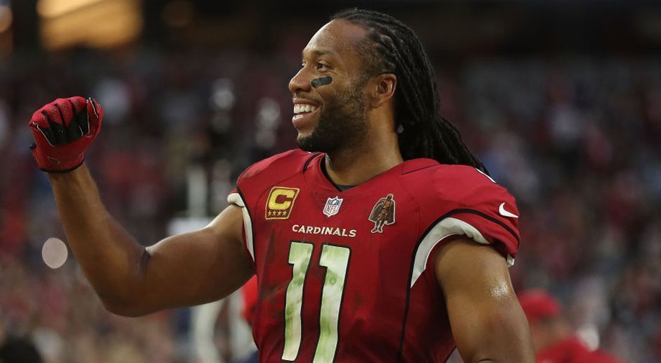 
                <strong>Gewinner: Larry Fitzgerald </strong><br>
                Mit seinen 34 Jahren zählt Larry Fitzgerald von den Arizona Cardinals noch längst nicht zum alten Eisen. Er ist nun der älteste Wide Receiver der NFL-Geschichte, der in einer Saison auf 100 gefangene Pässe und 1000 Receiving-Yards kam.
              