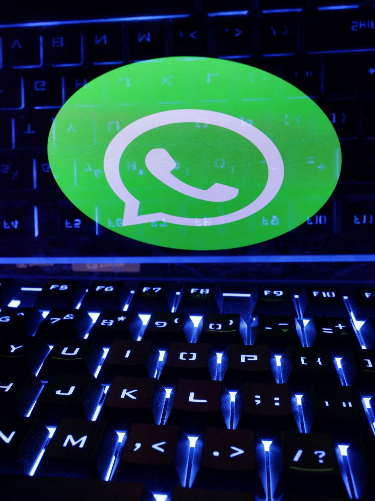 Via WhatsApp infizieren Kriminelle derzeit Apple-Geräte mit Schad-Software.