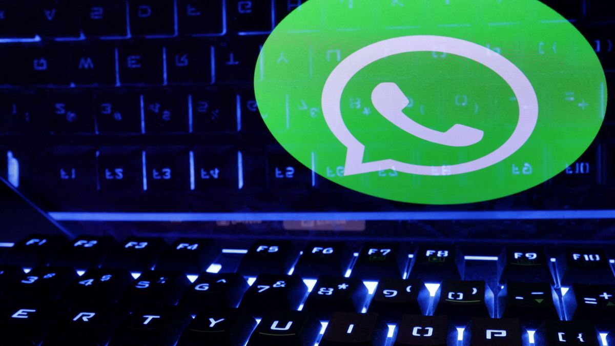 Via WhatsApp infizieren Kriminelle derzeit Apple-Geräte mit Schad-Software.