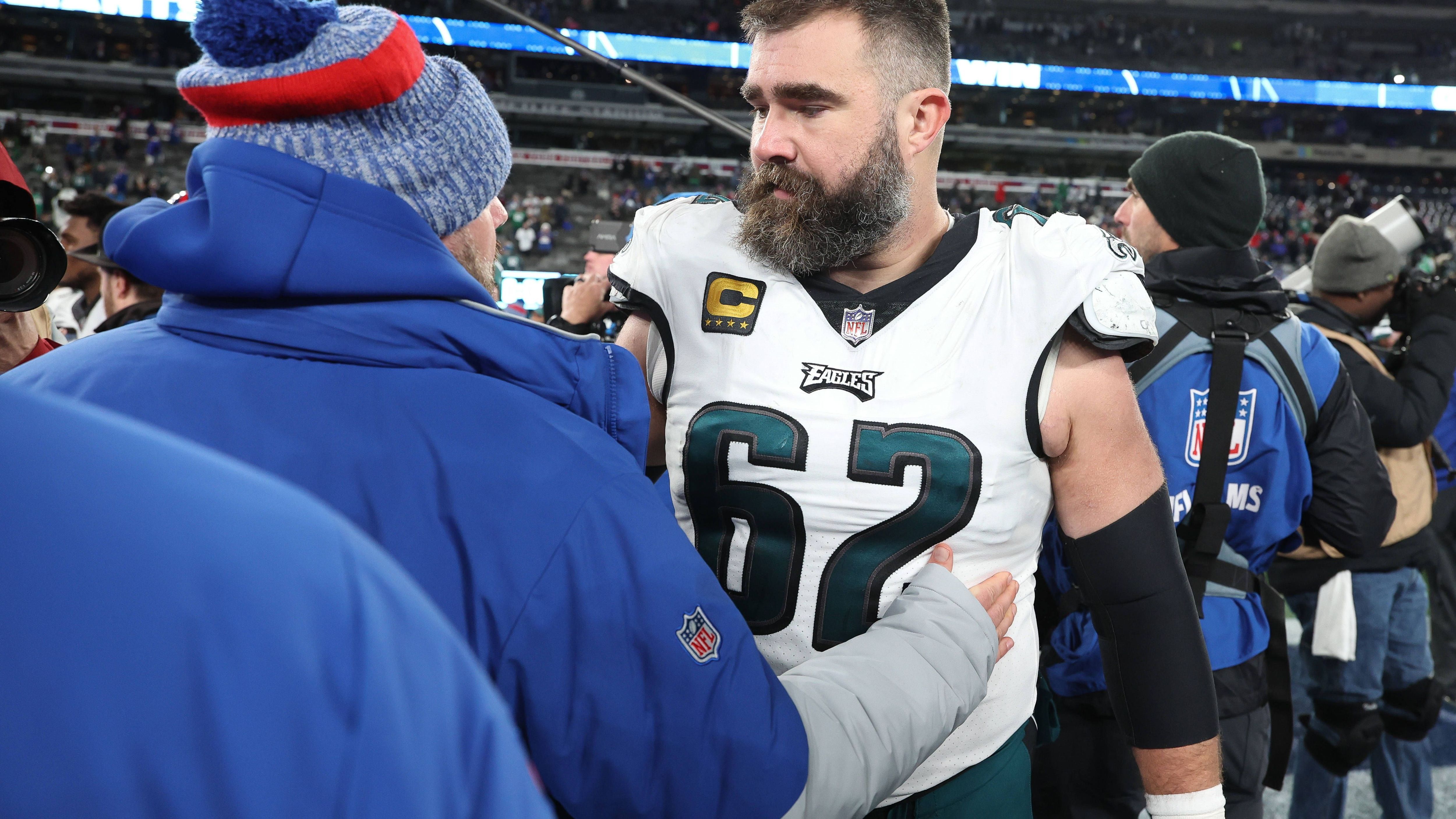 <b>Center: Jason Kelce (Philadelphia Eagles)<br></b>Second-Team-All-Pro: Frank Ragnow (Detroit Lions)