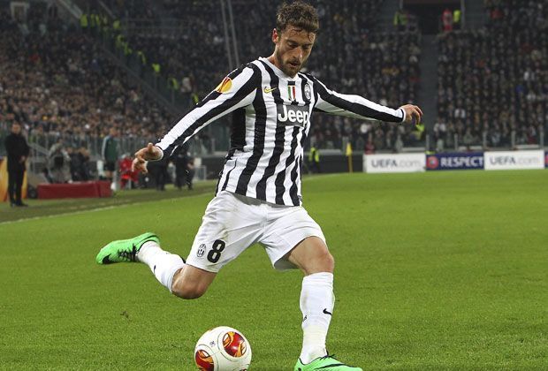
                <strong>Juventus Turin: Claudio Marchisio</strong><br>
                Ähnlich begabt wie Vidal, läuft Marchisio jeden möglichen Winkel auf dem Platz ab und ist das passende Bindeglied zwischen Defensiv-Arbeit und Angriffsspiel.
              