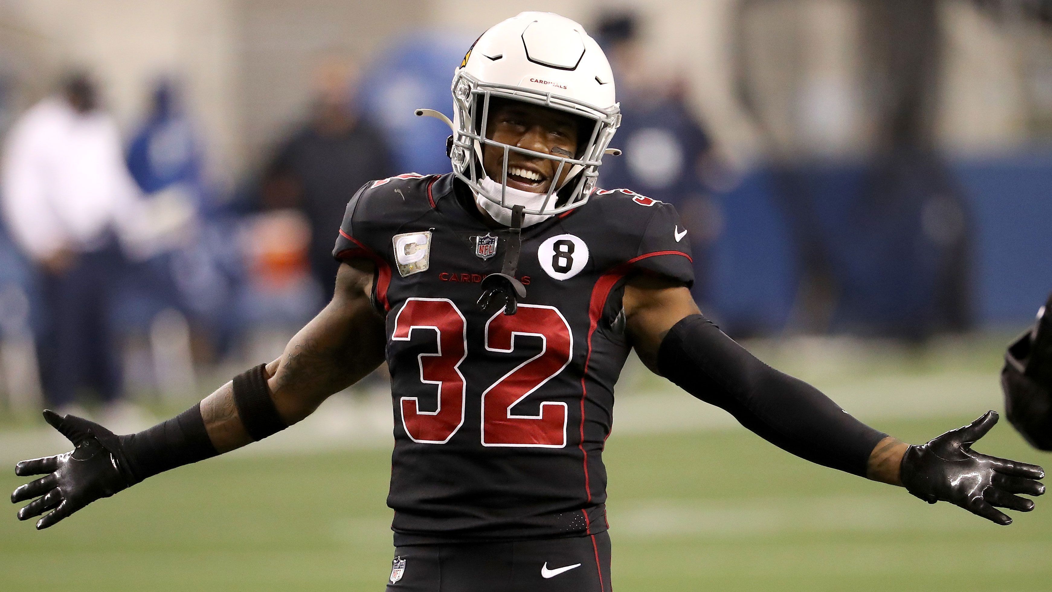 
                <strong>Safety: Budda Baker (Arizona Cardinals)</strong><br>
                Budda Baker wurde in seinen vier Saisons in der NFL gleich drei mal in den Pro Bowl gewählt. Das lassen sich die Arizona Cardinals etwas kosten und gaben Baker 2020 einen Vierjahresvertrag über 59 Millionen US-Dollar. Der Safety verdient also 14,8 Millionen pro Jahr.
              