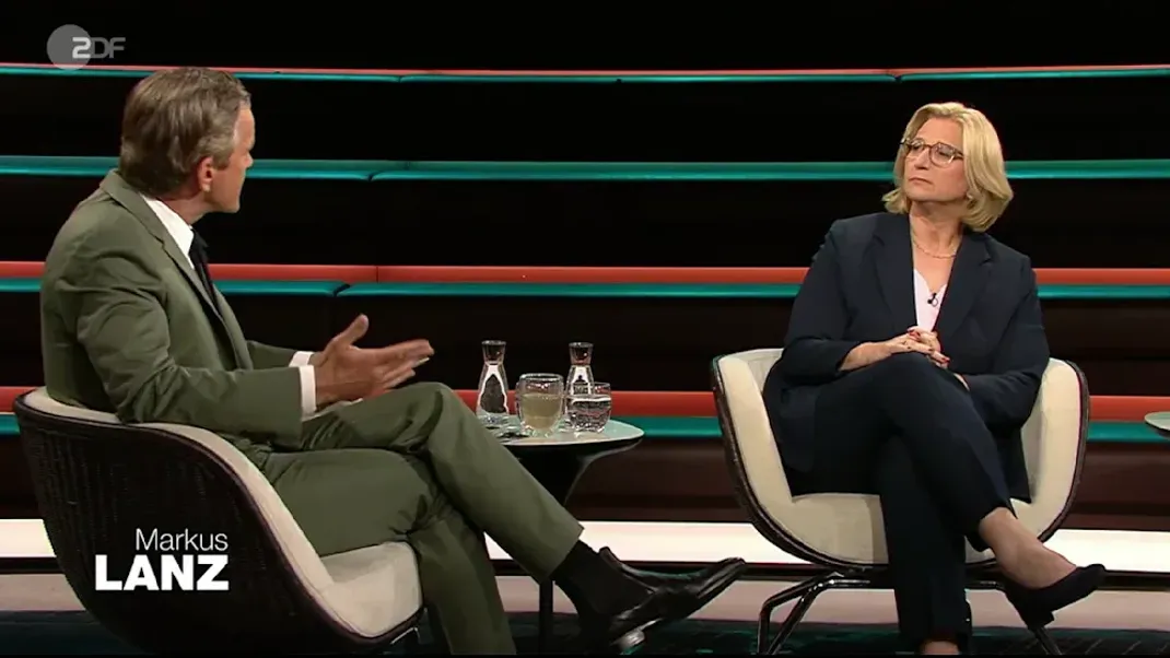 SPD-Vize Anke Rehlinger (r.) diskutiert mit Markus Lanz.