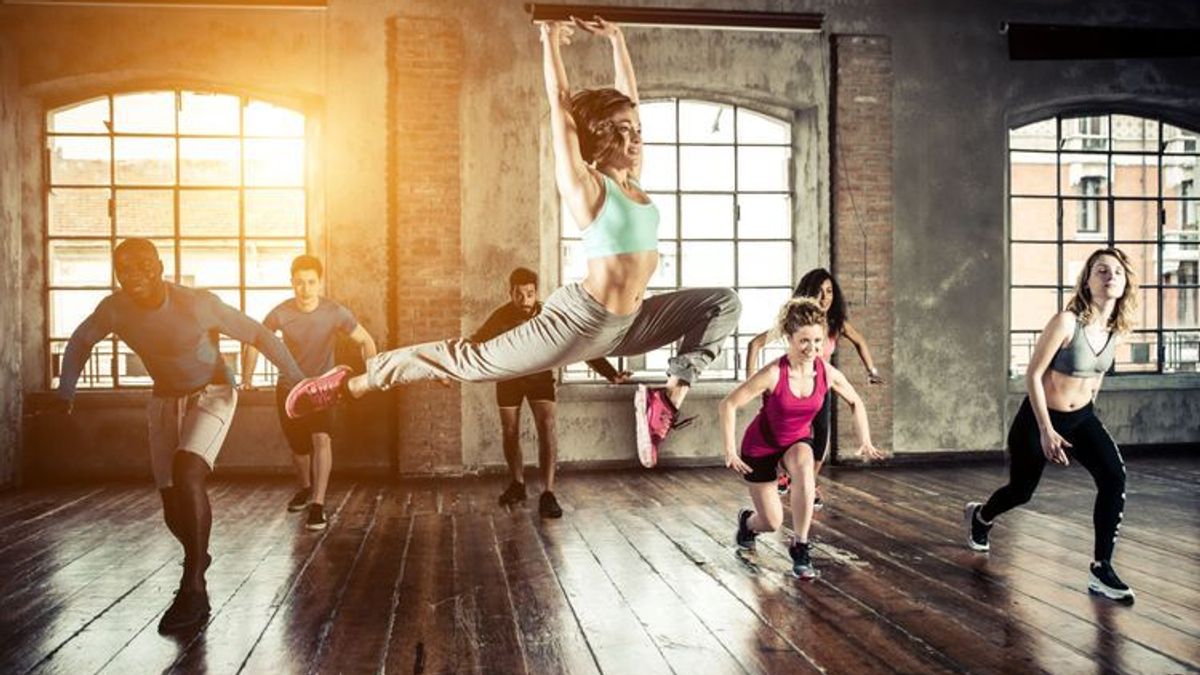 Clubbing-Yoga – Fitnesstrend mit Partyflair