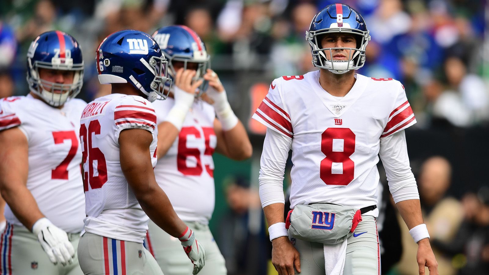 
                <strong>New York Giants</strong><br>
                Die New York Giants werden mit ihrer 2-8-Bilanz versuchen, die Redskins auszustechen. Ob im Schneckenrennen um die Playoffs oder im Rennen um einen möglichst guten Draftpick, bleibt allerdings abzuwarten. Sollten die Giants weiterhin auf einen Einzug in die Playoffs hoffen, müssen am Sonntag die Bears geschlagen werden. 
              