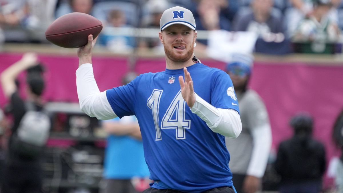 NFL, American Football Herren, USA Pro Bowl Games-NFC Practice Feb 1, 2025; Orlando, FL, USA; Minnesota Vikings quarterback Sam Darnold (14) throws the ball during NFC Practice for the Pro Bowl Gam...