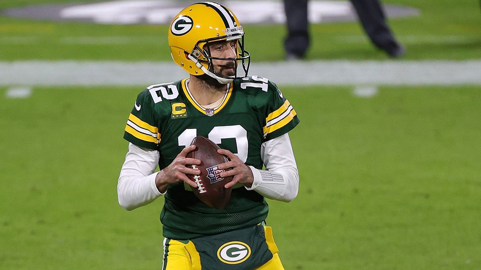 
                <strong>Die meisten Passing Touchdowns</strong><br>
                Aaron Rodgers (Quarterback der Green Bay Packers) mit 48 -Die komplette Statistik im Datencenter >>
              