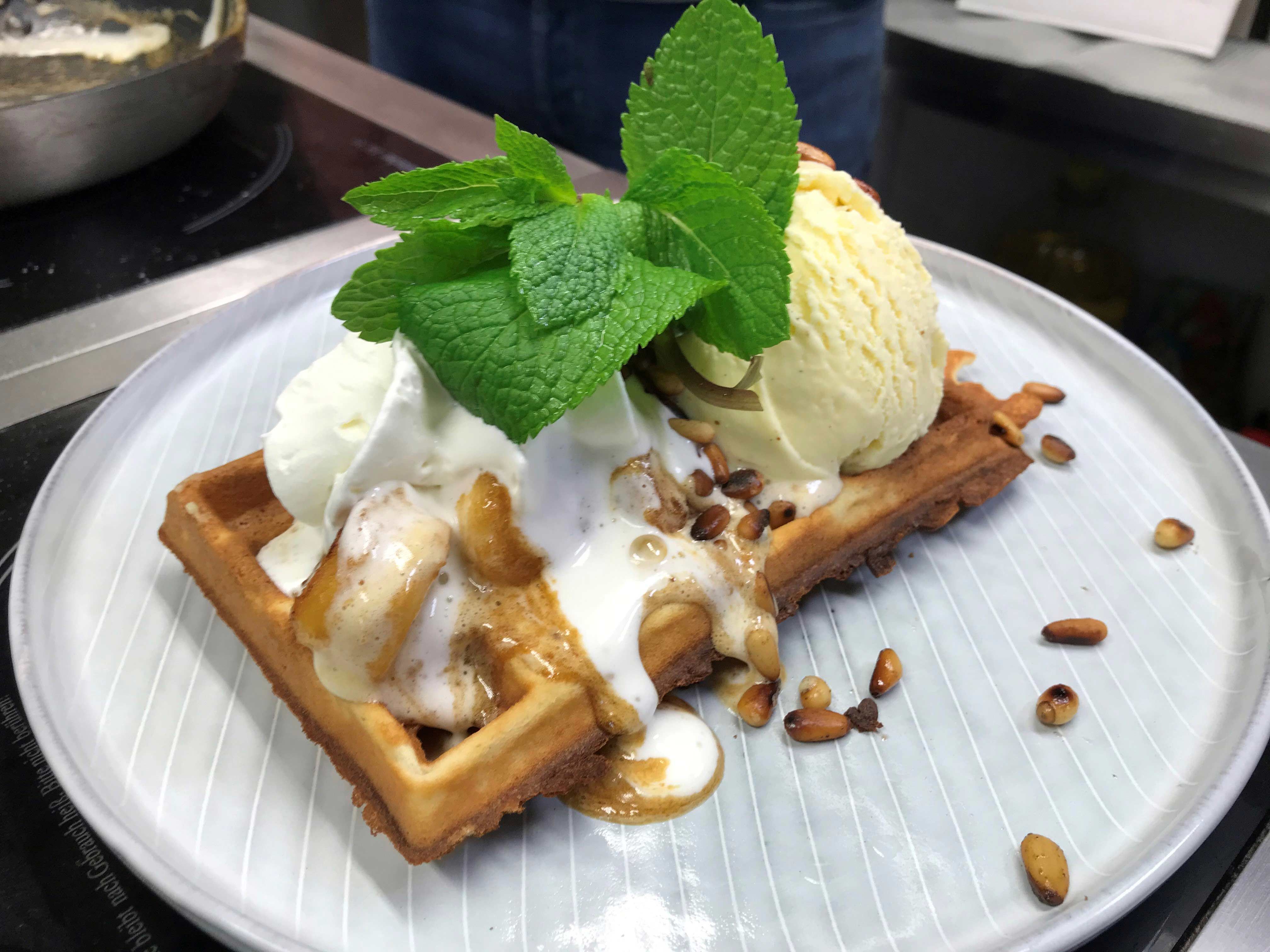 Apfel-Zimt-Waffeln | Rezept aus Rosins Restaurants