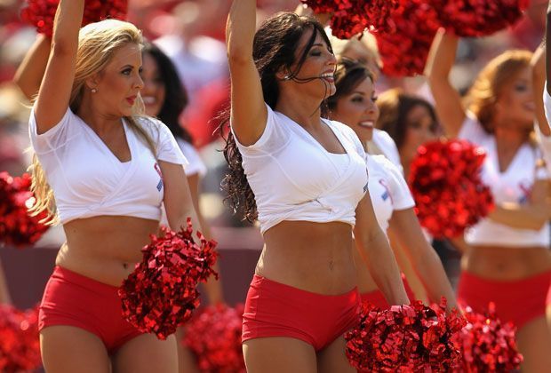 
                <strong>San Francisco 49ers</strong><br>
                Die 49er-Cheerleader stehen den restlichen Teams aus den Conference Championship Games in nichts nach.
              