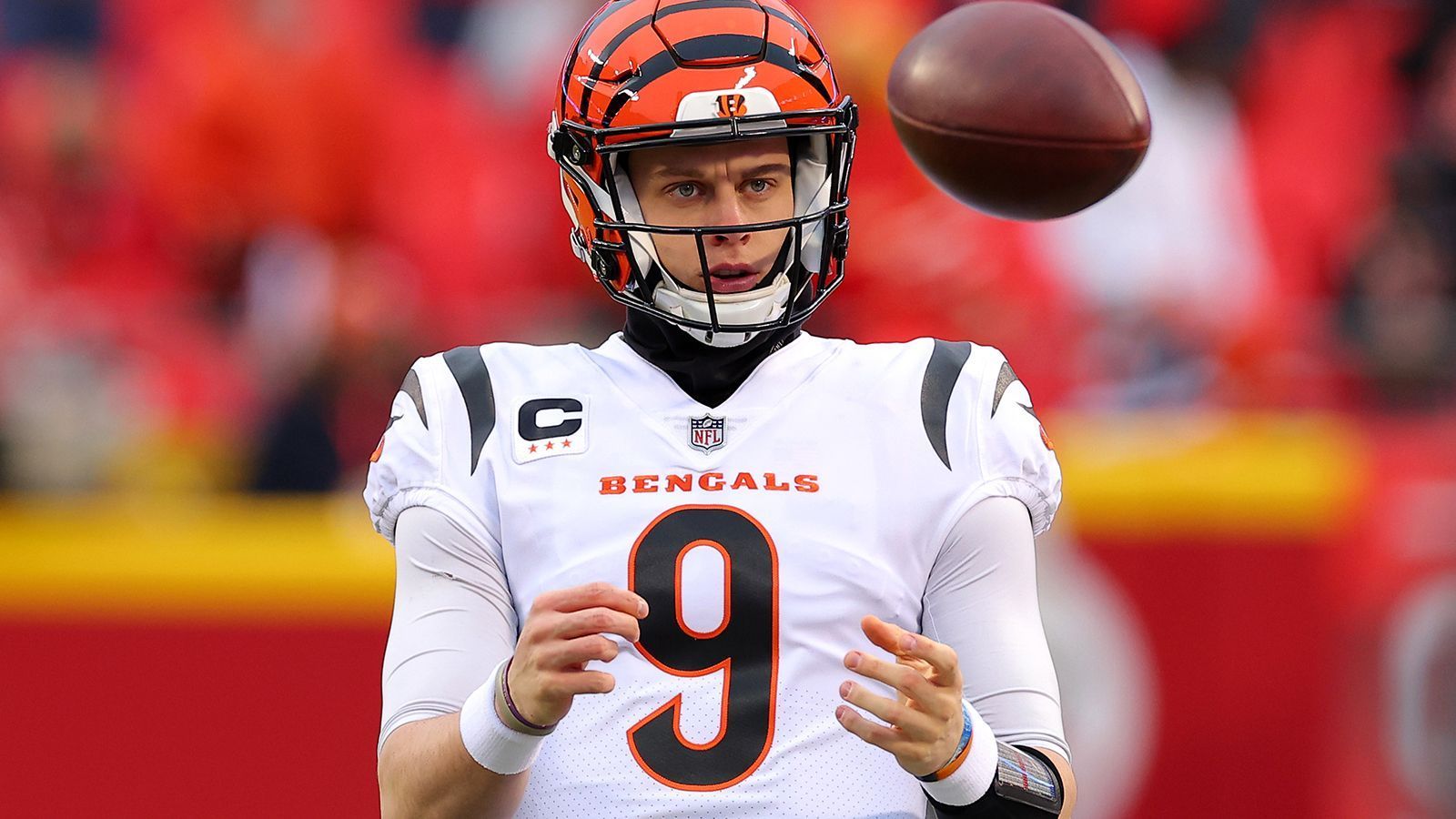 
                <strong>Platz 6: Joe Burrow</strong><br>
                Quarterback: Cincinnati Bengals
              