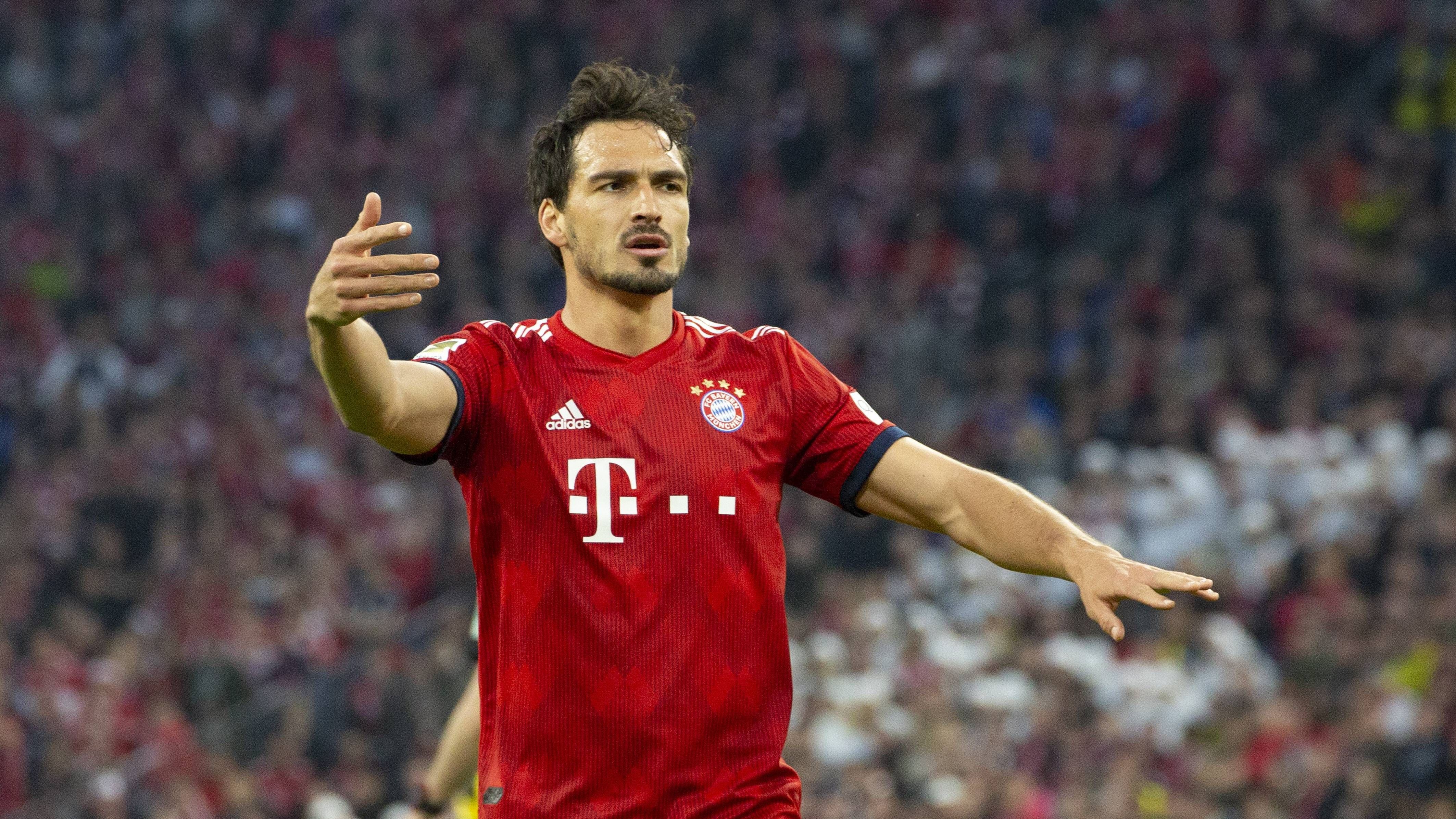 <strong>Mats Hummels (FC Bayern 2007-2008, 2016-2019)</strong><br>Eineinhalb Jahre später verscherbelten die Bayern ihr Eigengewächs für läppische 4,2 Millionen, nur um ihn 2016 für 35 Millionen zurückzukaufen. Nach drei Jahren verabschiedete sich Hummels wieder in Richtung BVB. Seine Geschichte ist eine besondere.