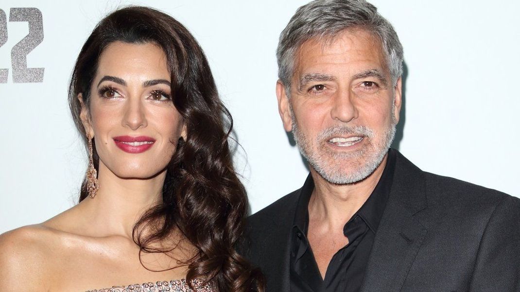 Für Amal und George Clooney geht es bald nach Frankreich. Mehr dazu hier!