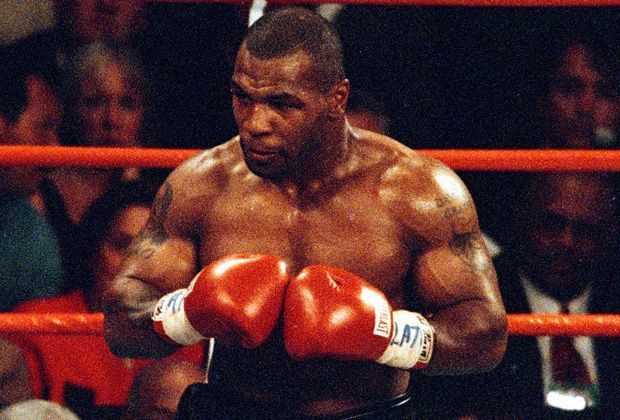 
                <strong>3. Mike Tyson</strong><br>
                58 Kämpfe, 50 Siege. Tyson bleibt jedoch vor allem durch seinen Kampf gegen Evander Hoylfield in Erinnerung, als er seinem Kontrahenten einen Teil des Ohres abbiss. 
              