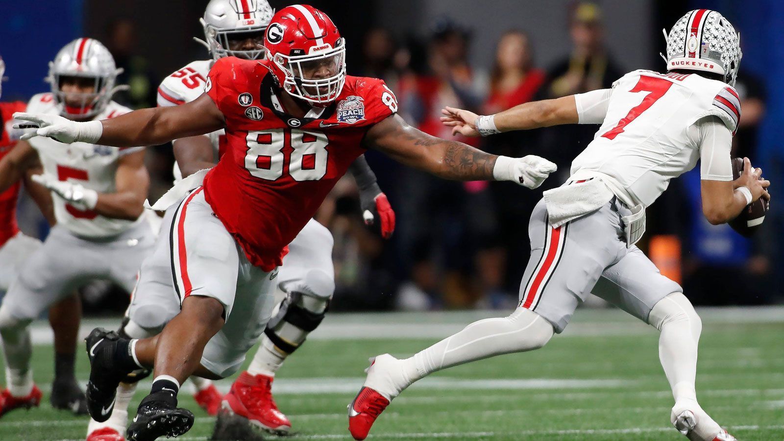
                <strong>2. Platz: Jalen Carter (Philadelphia Eagles)</strong><br>
                &#x2022; Position: Defensive Tackle<br>&#x2022; Gepickt an: 9. Stelle<br>&#x2022; Quote: +700 (bei einem Einsatz von 100 US-Dollar erhält man 800 US-Dollar)<br>
              