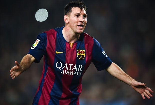 
                <strong>Angriff: Lionel Messi</strong><br>
                Wie immer mit dabei ist auch Lionel Messi. Obwohl der Argentinier im WM-Finale knapp scheiterte, hat es der Torjäger auch dieses Jahr ins Team geschafft. Und das völlig zu Recht.
              