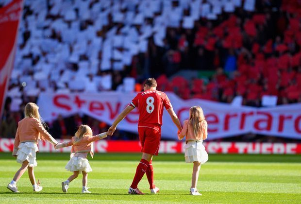 
                <strong>Steven Gerrard - Abschied vom FC Liverpool</strong><br>
                ...und bewundern die eindrucksvolle Kulisse!
              