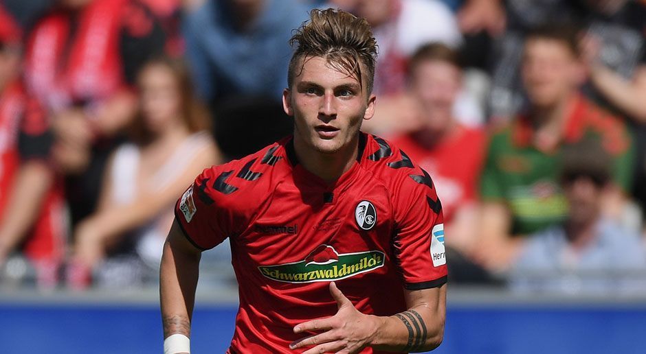 
                <strong>Maximilian Philipp: Wechsel vom SC Freiburg zu Borussia Dortmund</strong><br>
                Ablösesumme (SC Freiburg): Zwischen 15 und 20 Millionen Euro - je nach BonuszahlungenWeiterverkaufsbeteiligung (Energie Cottbus): Zehn Prozent der Ablösesumme, also zwischen 1,5 und zwei Millionen Euro (vom Verein bestätigt)
              