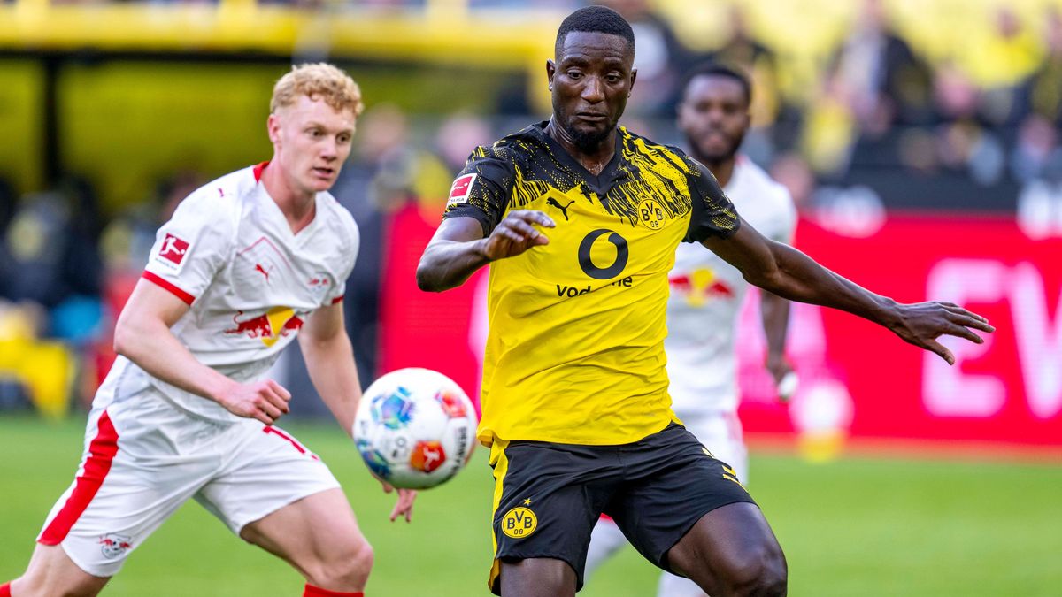 04.10.2025: Fußball: Borussia Dortmund - RB Leipzig, 6. Spieltag im Signal-Iduna-Park. Serhou Guirassy (Borussia Dortmund) in Aktion. WICHTIGER HINWEIS: Gemäß den Vorgaben der DFL und des DFB ist e...