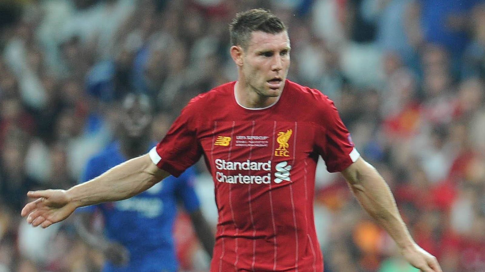 
                <strong>James Milner (FC Liverpool)</strong><br>
                Setzt ab und an einen Lauf in die Tiefe an, nur finden ihn seine Mitspieler nicht. Zieht ansonsten sein Spiel durch: kampfstark, mit Herz, aber wenig spektakulär. Macht in der 65. Minute wegen eines kleinen Knie-Wehwehchens Platz für Wijnaldum. ran-Note: 3
              