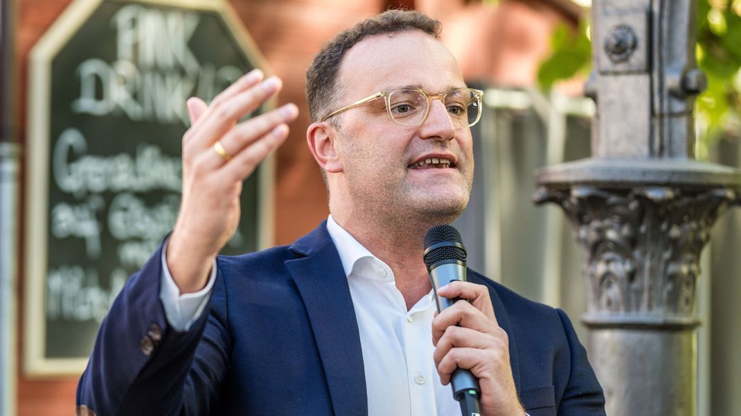 Der frühere Gesundheitsminister Spahn sieht in den Wahlergebnissen in Sachsen und Thüringen eine deutliche Botschaft an die Ampel-Parteien.