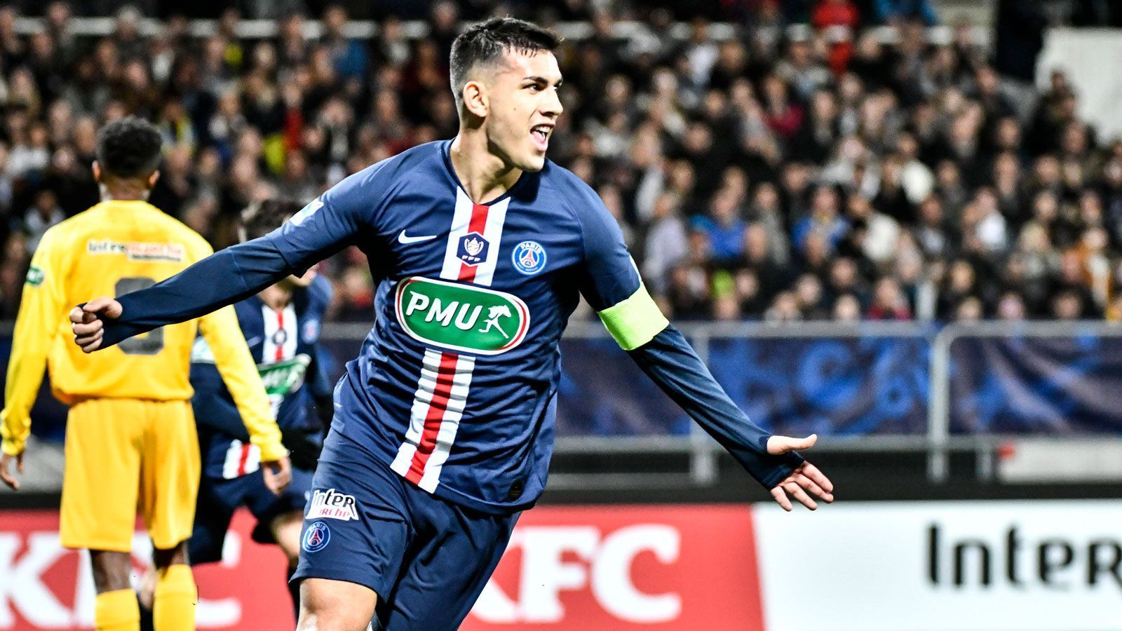 
                <strong>Platz 10: Leandro Paredes (Paris St. Germain)</strong><br>
                Monatsgehalt: 750.000 Euro - Marktwert 25 Mio Euro
              