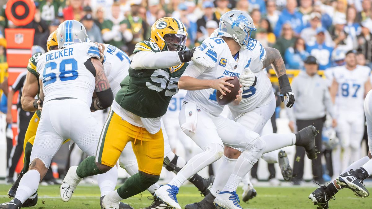 September 7, 2025: Green Bay Packers defensive tackle Devonte Wyatt (95) sacks Detroit Lions quarterback Jared Goff (16) during a game in Green Bay, WI. Packers defeated Lions, 27-13. Cal Media. Gr...