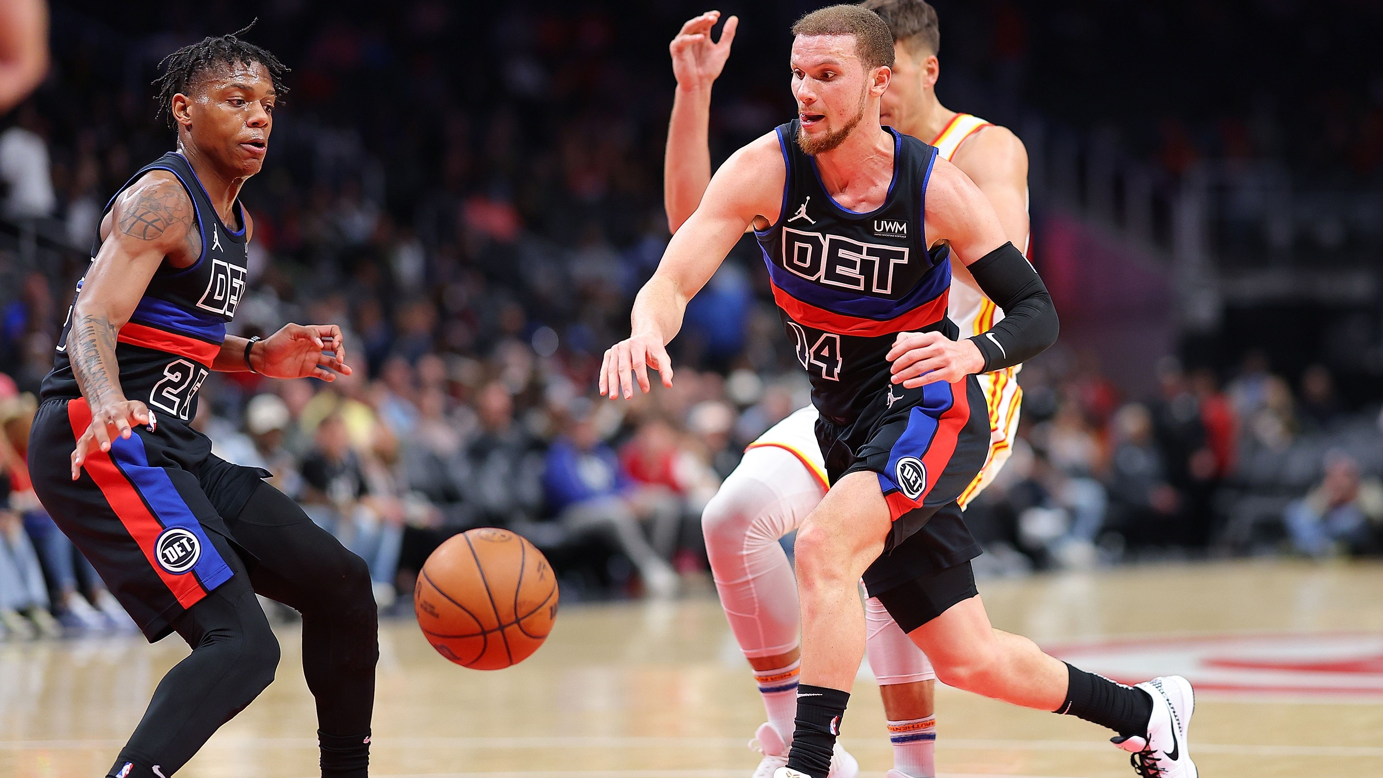 <strong>30. Detroit Pistons (zuvor Rang 30, 13-64)</strong> <br>Was war da denn bitte los? Malachi Flynn macht im Schnitt 5,3 Zähler. In der Partie bei den Hawks waren es von der Bank kommend effiziente und unglaubliche 50 Punkte (18/25 FG). Ansonsten haben die Pistons derzeit die schlechteste Bilanz der gesamten Liga. Zuletzt waren es wieder drei Niederlagen in Serie beziehungsweise elf Pleiten in den vergangenen zwölf Spielen.