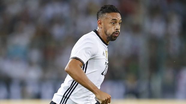 
                <strong>Karim Bellarabi</strong><br>
                Verein: Bayer LeverkusenPosition: Mittelfeld/AngriffLänderspiele: Prognose: Muss zittern
              