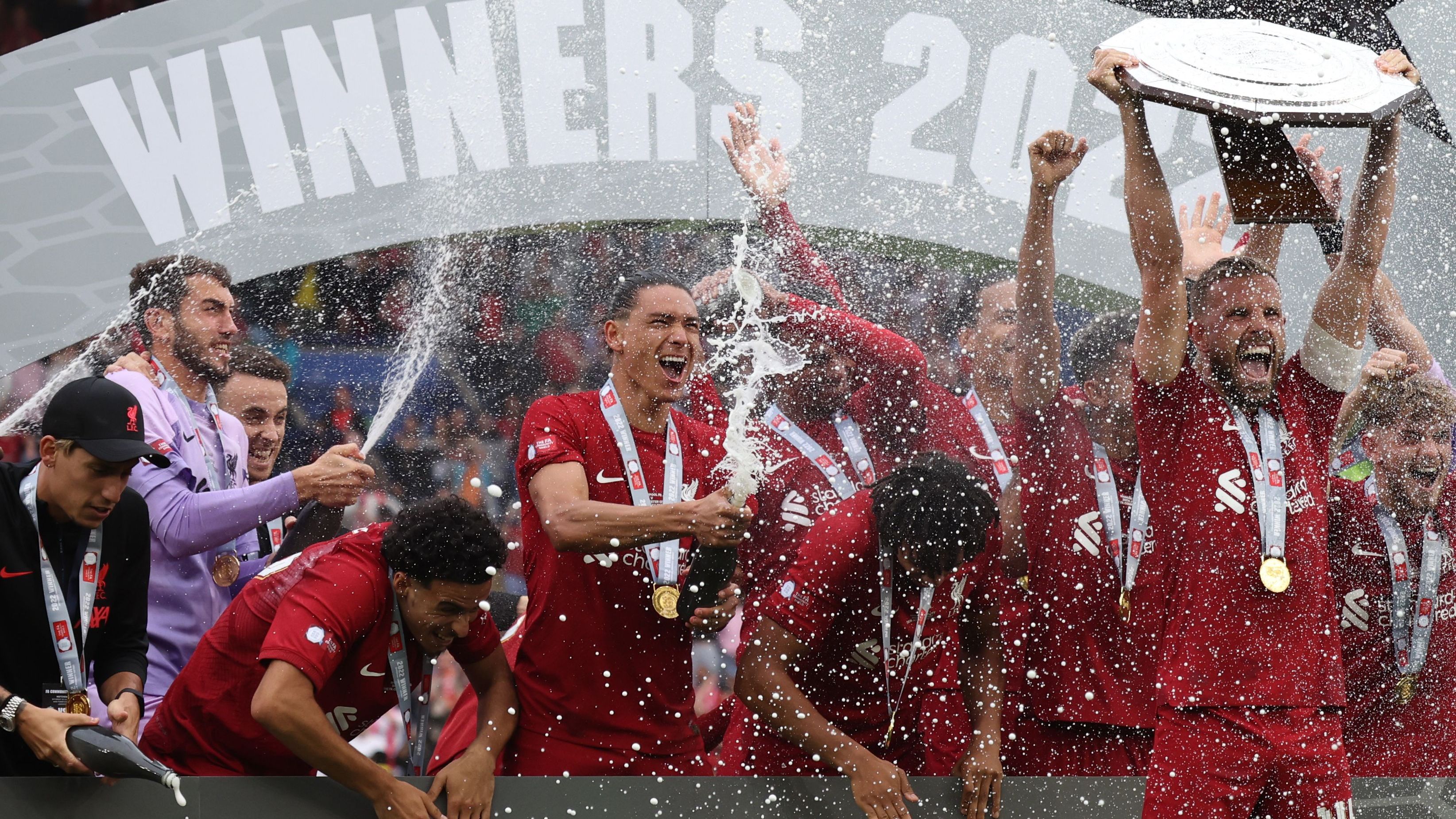 <strong>Supercup: Klopp vermasselt Haalands City-Debüt</strong><br>Im Community Shield 2022 treffen Liverpool und City erneut aufeinander, es ist auch das erste Pflichtspiel für Erling Haaland bei den Skyblues. Doch das Klopp-Team vermasselt dem Norweger den Einstand, Liverpool gewinnt 3:1 und feiert den ersten Titel der neuen Saison.