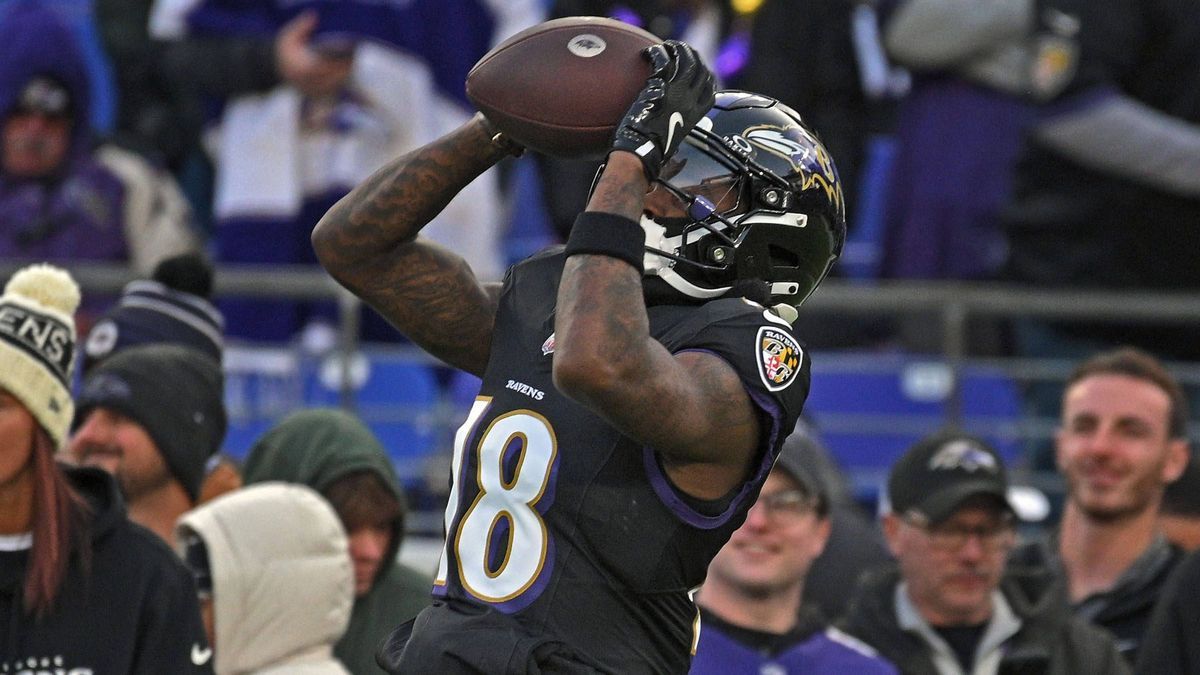 December 1, 2024: Baltimore Ravens wide-receiver Diontae Johnson warms up before the game against the Philadelphia Eagles at M&T Bank Stadium on Sunday, Dec 1, 2024, in Baltimore. - ZUMAm67_ 202412...