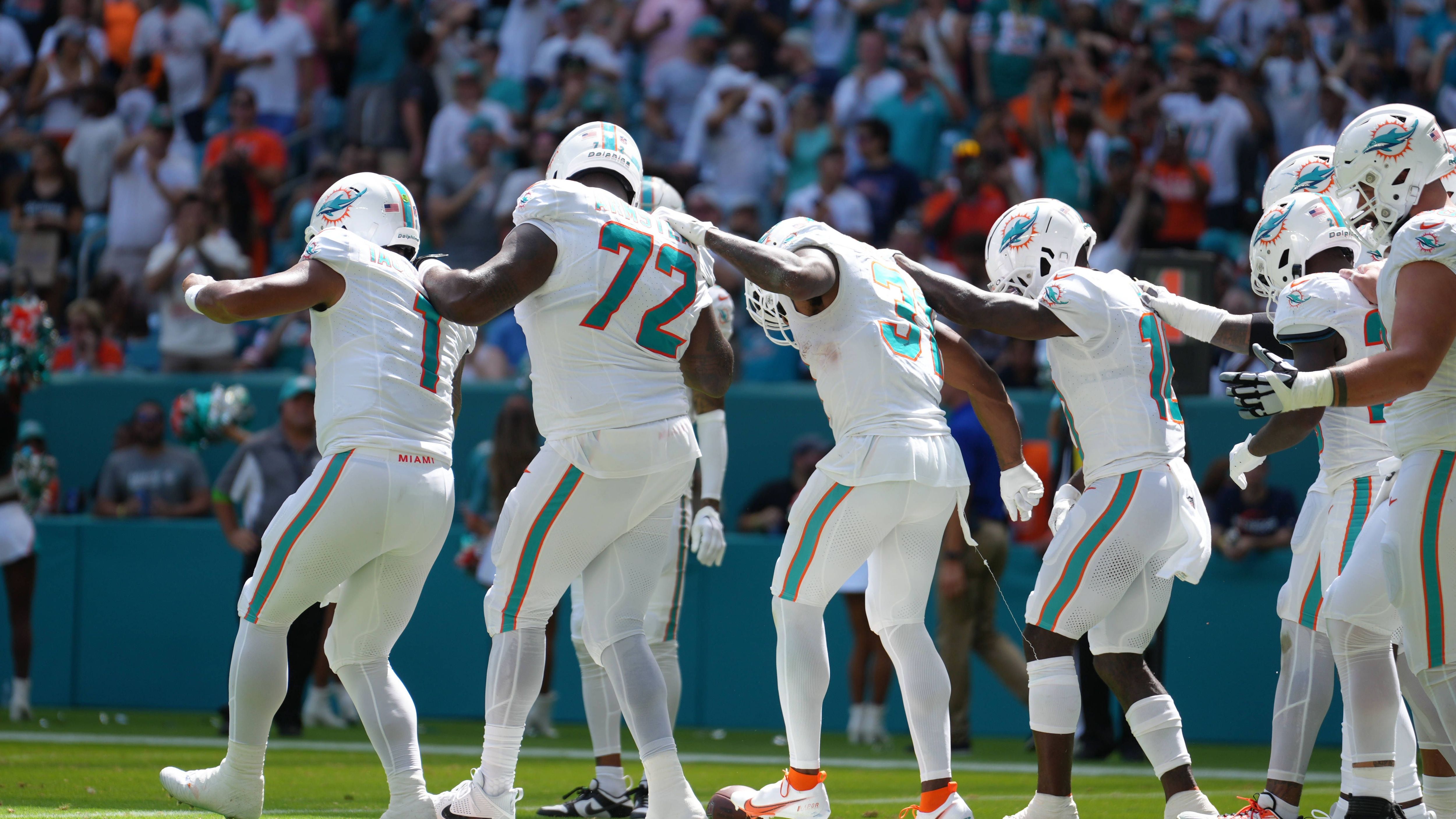 <strong>Dolphins zerlegen die Broncos</strong><br>Mega-Klatsche in Woche drei der Saison 2023 für die Denver Broncos bei den Miami Dolphins. Mit 20:70 mussten die Broncos zurück nach Colorado reisen.Trotzdem schafft es dieses Spiel nicht in die folgende Liste: