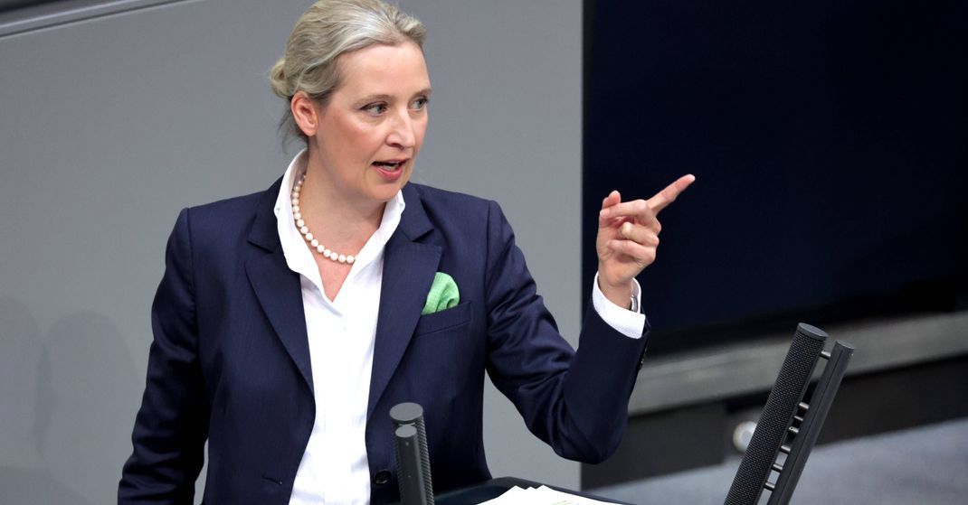 Alice Weidel, Co-Vorsitzende der AfD, während ihrer Rede, 212. Sitzung des Deutschen Bundestages, Berlin, 11.02.2025