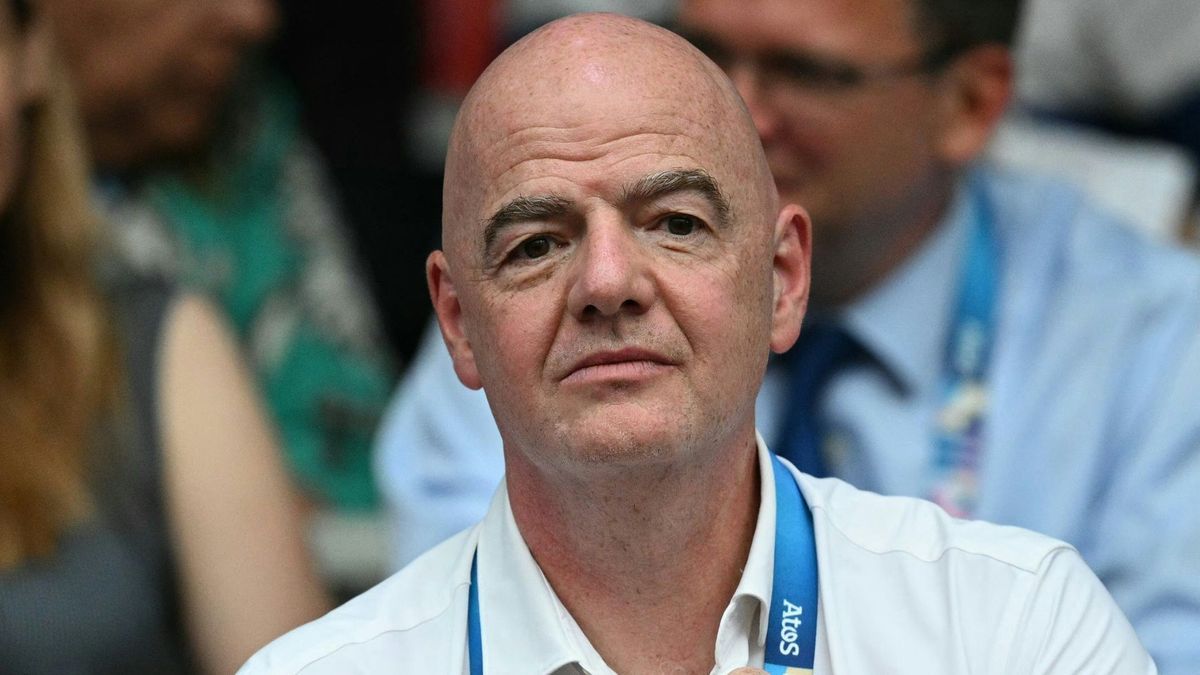 Infantino bei der Abschlussfeier der Paris-Spiele